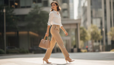 découvrez comment réussir un style simple et élégant au quotidien grâce à des conseils pratiques et faciles à appliquer pour sublimer votre look chaque jour.